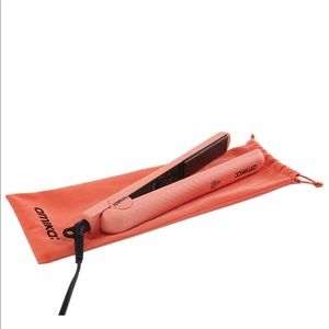 Amika Strand Perfect Ceramic Styler